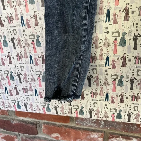 Old Navy Jeggings 🖤 - Picture 4 of 6